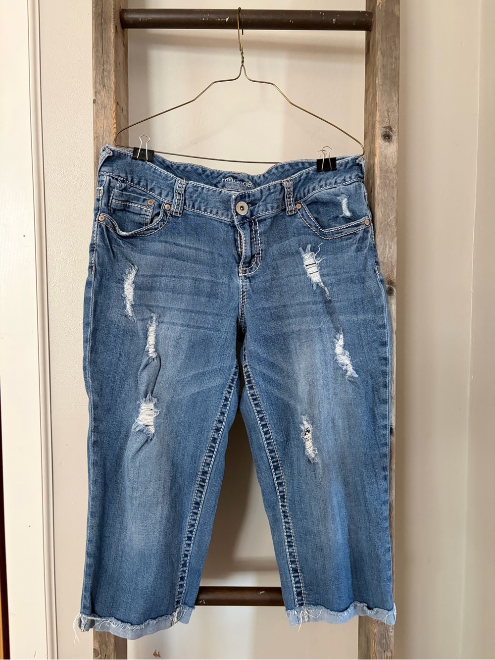 Maurices Distressed Blue Cropped Jeans